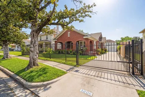 3206 Morrison Street Houston TX 77009