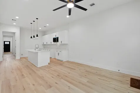 3320 Francis Street A Houston TX 77004