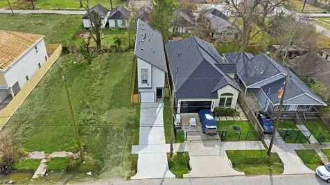3320 Francis Street A Houston TX 77004