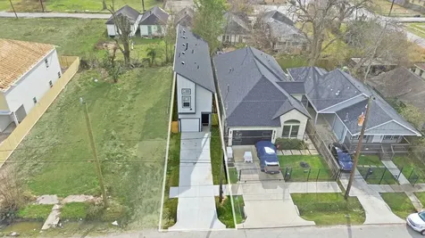3320 Francis Street A Houston TX 77004