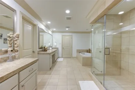 13606 Teal Bluff Lane Houston TX 77077