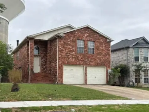 1416 Drake Lane Lewisville TX 75077