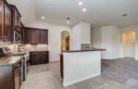 3322 Boomer Boulevard Mont Belvieu TX 77523