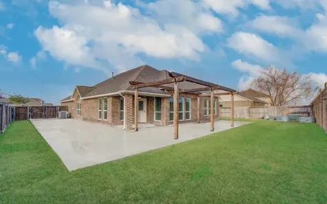 3322 Boomer Boulevard Mont Belvieu TX 77523