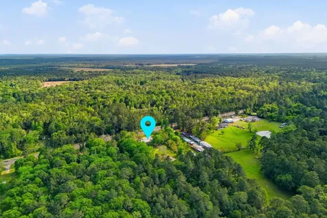 2377 Us Highway 190 Huntsville TX 77340