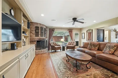 615 Lornmead Drive Houston TX 77024