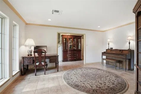 615 Lornmead Drive Houston TX 77024