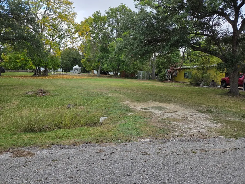 4718 Louise Street Pasadena TX 77586