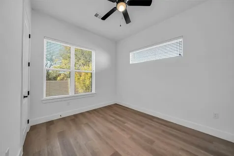 1601-113 Mustang Drive Marble Falls TX 78654