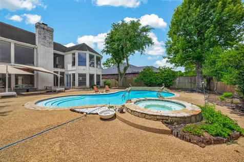 8110 Fondren Lake Drive Houston TX 77071