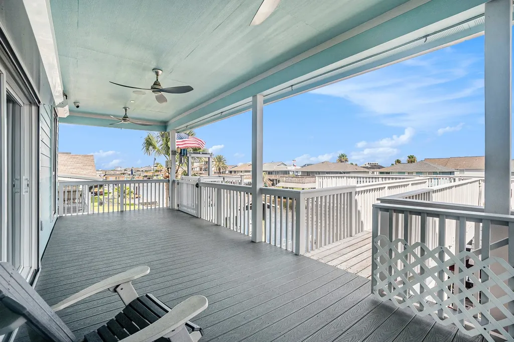 1171 Sailfish Street Bayou Vista TX 77563