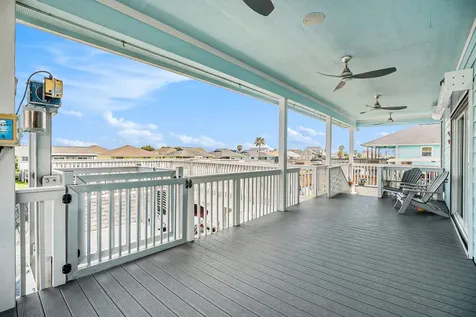 1171 Sailfish Street Bayou Vista TX 77563