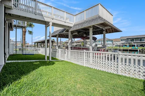 1171 Sailfish Street Bayou Vista TX 77563