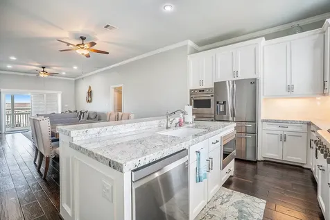 1171 Sailfish Street Bayou Vista TX 77563