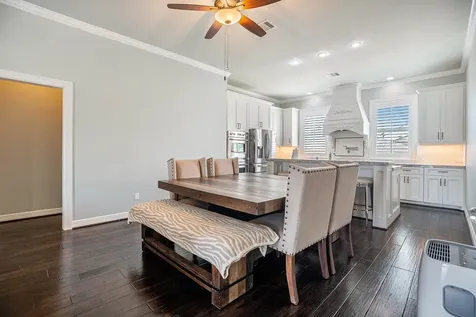 1171 Sailfish Street Bayou Vista TX 77563
