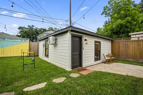 4121 Woodleigh Street Houston TX 77023