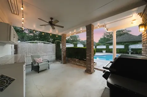 15814 Fleetwood Oaks Drive Houston TX 77079