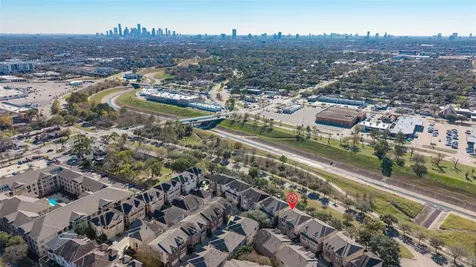 1807 Stacy Crest Houston TX 77008