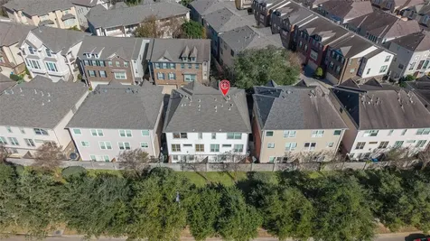 1807 Stacy Crest Houston TX 77008