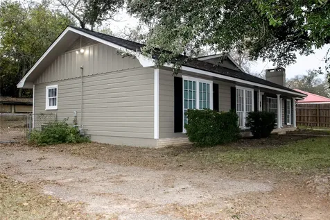 1013 Austin Street Jacksonville TX 75766