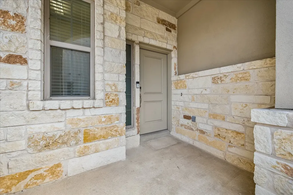 13001 Hymeadow Drive 23 Austin TX 78729