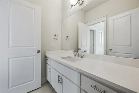 13001 Hymeadow Drive 23 Austin TX 78729