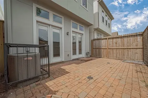 1434 Nashua Street Houston TX 77008
