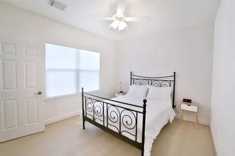 2410 Dorrington Street C Houston TX 77030