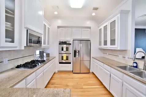 2410 Dorrington Street C Houston TX 77030