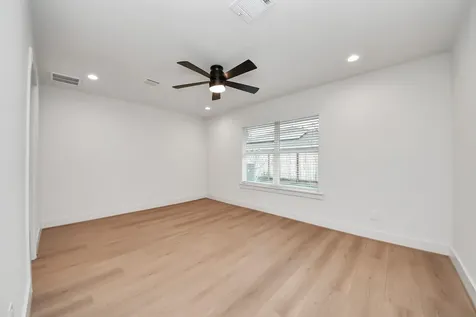 9261 Autauga Street Houston TX 77080