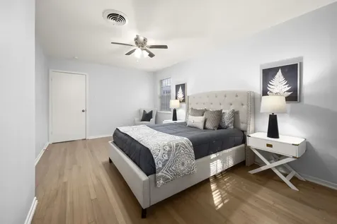 4326 Akard Street Houston TX 77047