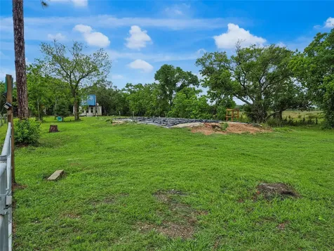 5145 W Belt Drive Brazoria TX 77422