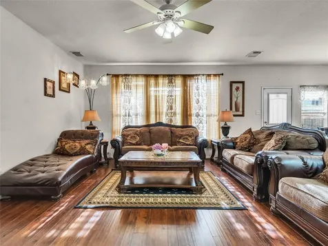 5514 Gatesprings Lane Sugar Land TX 77479