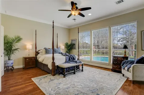 51 Dartmoor Court Sugar Land TX 77479