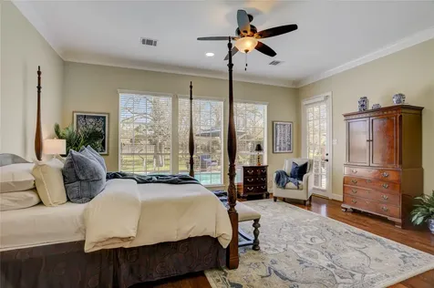 51 Dartmoor Court Sugar Land TX 77479