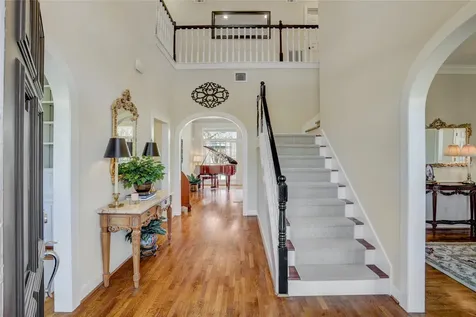 51 Dartmoor Court Sugar Land TX 77479