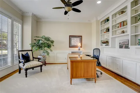 51 Dartmoor Court Sugar Land TX 77479