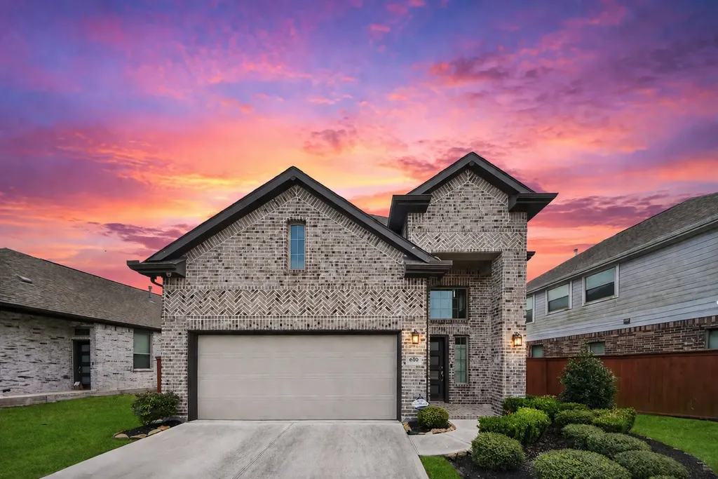 6110 Dovetail Cliff Court Katy TX 77493