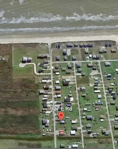 927 S East Road Crystal Beach TX 77650