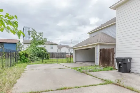 1118 Wilson Street Houston TX 77019