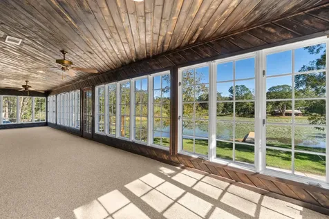 10482 Lake Shore Drive Conroe TX 77303