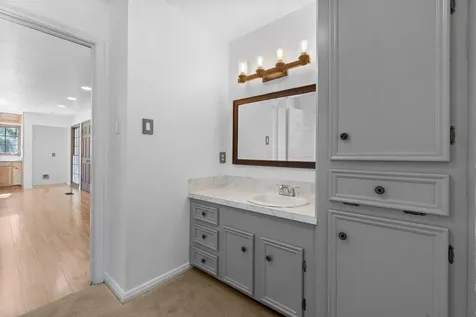 10482 Lake Shore Drive Conroe TX 77303