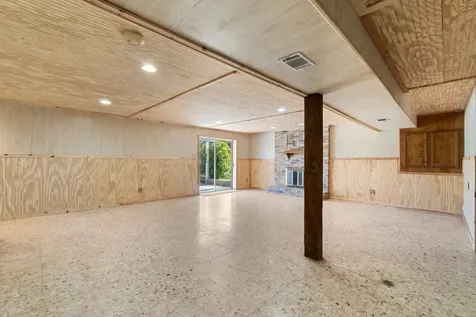 10482 Lake Shore Drive Conroe TX 77303