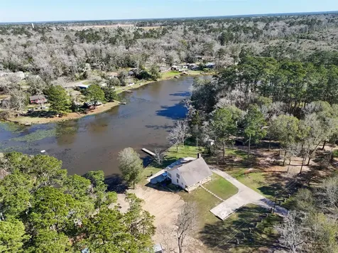 10482 Lake Shore Drive Conroe TX 77303