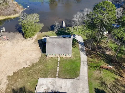 10482 Lake Shore Drive Conroe TX 77303