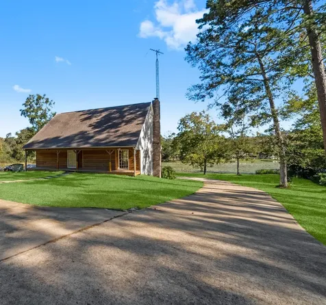 10482 Lake Shore Drive Conroe TX 77303