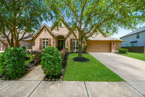 30 Adrianna Path Drive Missouri City TX 77459