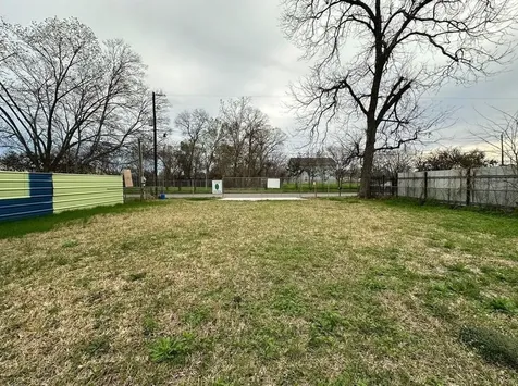 5123 E Crosstimbers Street Houston TX 77016