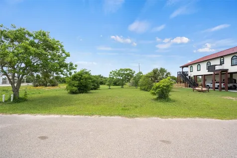 3902 El Lago Street Galveston TX 77554