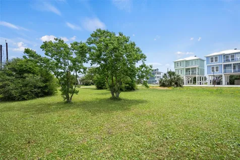 3902 El Lago Street Galveston TX 77554